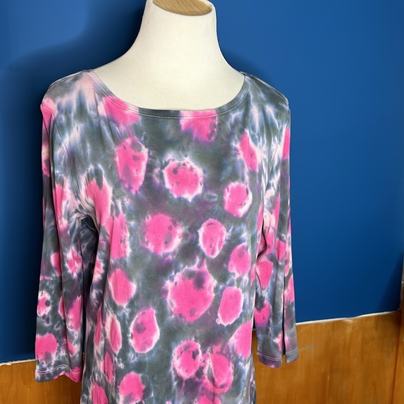 Tye dye 3/4 sleeve shirt - Picture 2 of 7